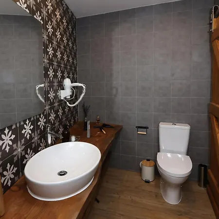 Cangalho Premium Bed & Breakfast