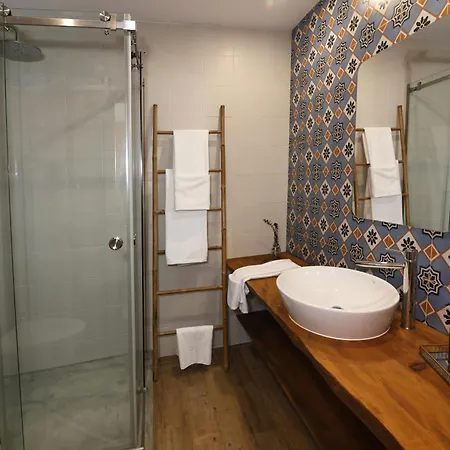 Bed & Breakfast Cangalho Premium 3*