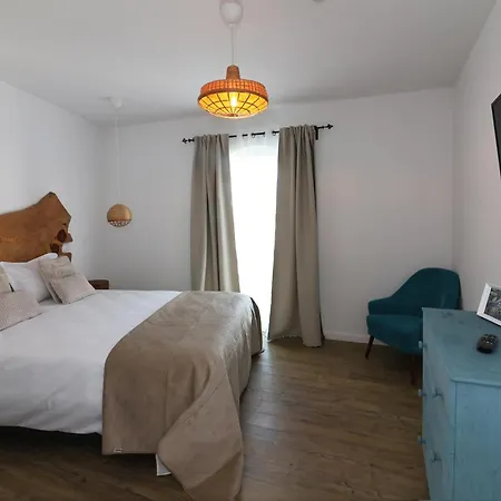 Cangalho Premium Bed & Breakfast Azueira