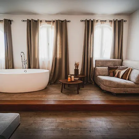 Cangalho Premium Bed & Breakfast Azueira