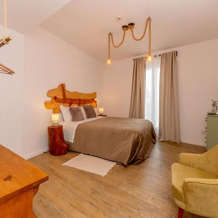 Bed & Breakfast Cangalho Premium 3*