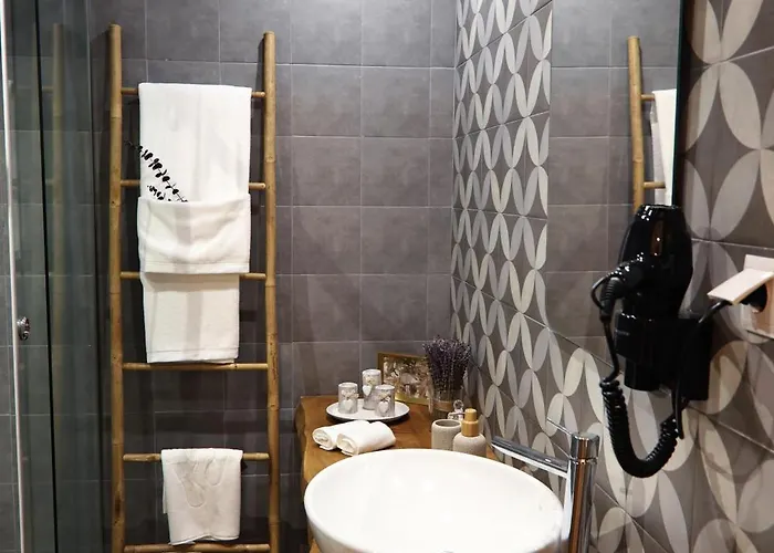 Cangalho Premium Bed & Breakfast 3*